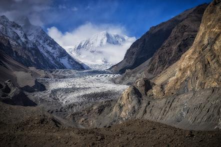Gebel Hans-Peter - FOTOCLUB ERDING - Passu Glacier Karakorum - Urkunde