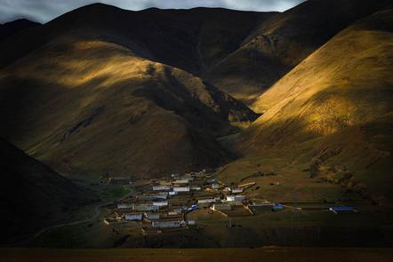 Gebel Hans-Peter - FOTOCLUB ERDING - Tibet - Annahme