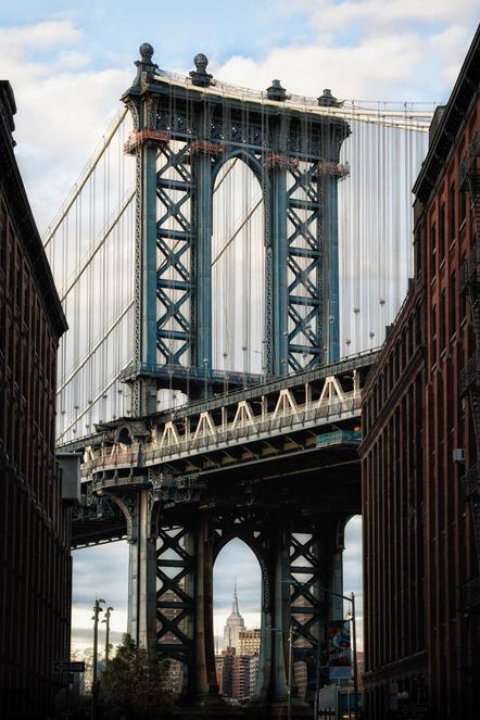 Gerhard  Happacher - Rainer Fotofreunde e.V. - Manhattan Bridge - Annahme