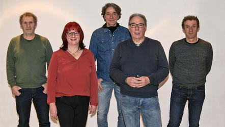Vorstandschaft: v.l. Wilfried Gotthardt, Ingrid Kronthaler, Michael Stegerwald, Martin Lorenz, Lothar Amtmann